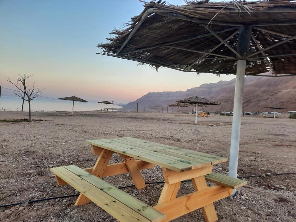 Tranquilo - Dead Sea Glamping Hotel Metzoke Dragot Exterior photo