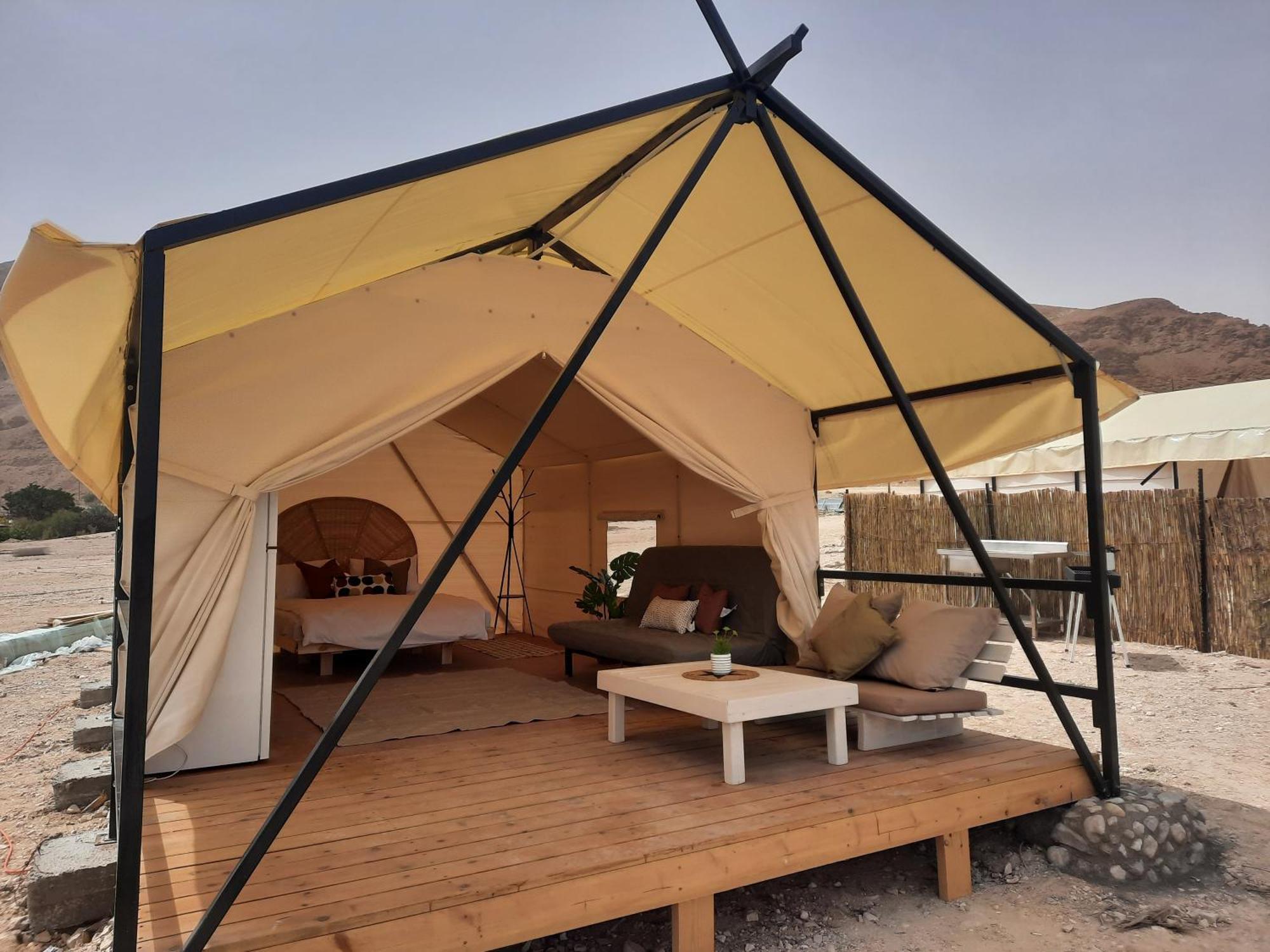 Tranquilo - Dead Sea Glamping Hotel Metzoke Dragot Exterior photo